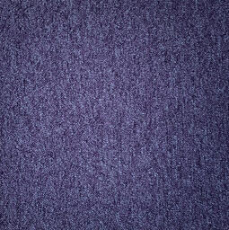 Op zoek naar tapijttegels van Interface? Heuga 530 in de kleur Purple is een uitstekende keuze. Bekijk deze en andere tapijttegels in onze webshop.