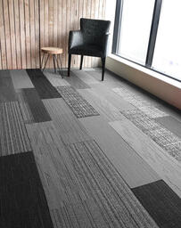 Op zoek naar tapijttegels van Interface? Shuffle It Skinny Planks by Interface in de kleur Shades of Grey is een uitstekende keuze. Bekijk deze en andere tapijttegels in onze webshop.